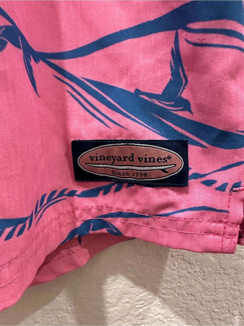 Vineyard Vines Chappy Swim Trunks Pink Blue Whale Print Men’s Medium